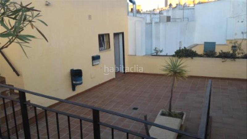 Foto 63db9cc2-df94-4f5c-bd58-6a9136c4b28e. Alquiler piso en calle castelar 10 alquiler verano en Sanlúcar de Barrameda