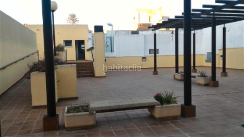 Foto 8e95e47f-0e89-4531-a843-e6d205dcda54. Alquiler piso en calle castelar 10 alquiler verano en Sanlúcar de Barrameda