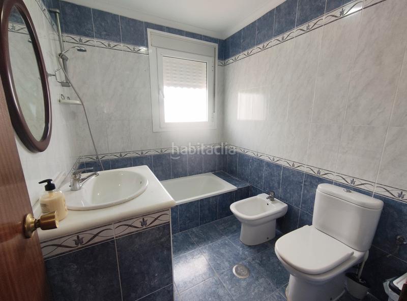 Foto 14180ed2-8b2f-42a2-a9d7-e735241bfb4f. Miete reihenhaus in avenida quinto centenario 42 in Sanlúcar de Barrameda