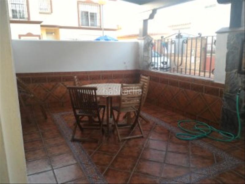 Foto 47789f18-e16a-4ce4-adaf-c5f067e1b645. Miete reihenhaus in avenida quinto centenario 42 in Sanlúcar de Barrameda