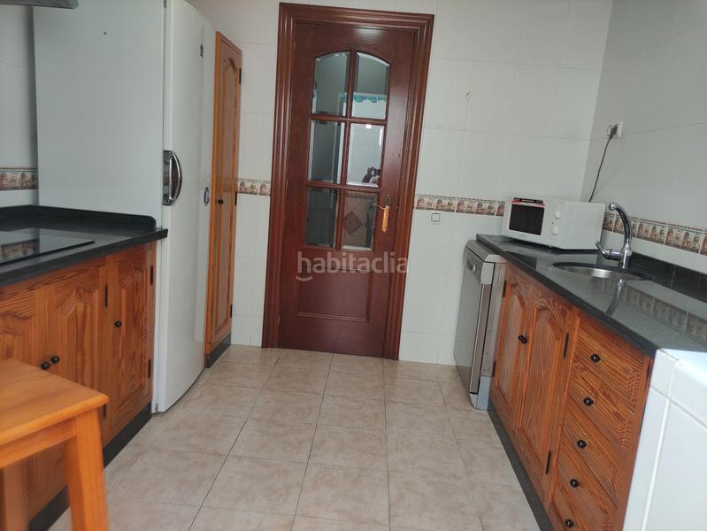 Foto 64ddfbce-dd55-42fc-a24a-9ae282e77362. Miete reihenhaus in avenida quinto centenario 42 in Sanlúcar de Barrameda