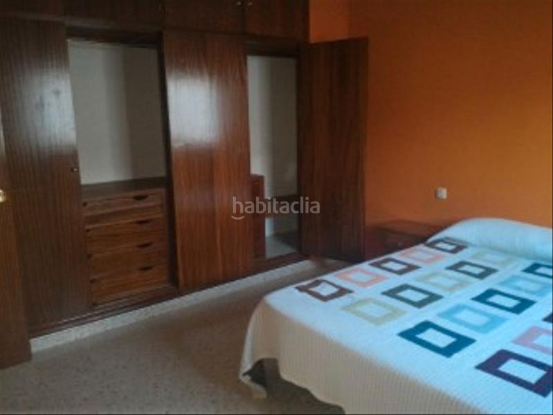 Foto 6ea4642a-741d-41c2-aaac-8876cdd2787c. Miete reihenhaus in avenida quinto centenario 42 in Sanlúcar de Barrameda