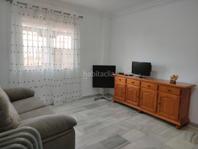 Foto a30ceb8f-b11b-437c-8f6e-6fb15a0fe199. Miete reihenhaus in avenida quinto centenario 42 in Sanlúcar de Barrameda