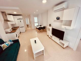 Rent Flat  Calle sebastián elcano. Alquiler anual