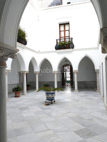 Foto 290c89c8-ffd7-44fa-ba80-11c91ccdca32. Miete etagenwohnung in calle padre aldama y pruaño 39 in Sanlúcar de Barrameda