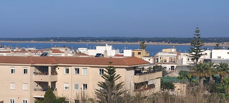 Foto d59af17b-e700-4aec-b966-72d90e636660. Lloguer pis amb calefacció aparcament piscina a El Pino-Bajo de Guía Sanlúcar de Barrameda