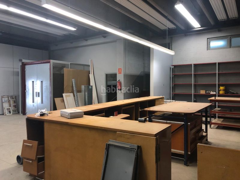 Foto 14334f61-3b4b-44ea-bc3c-f7c951c6a5d0. Nau industrial a Abrera