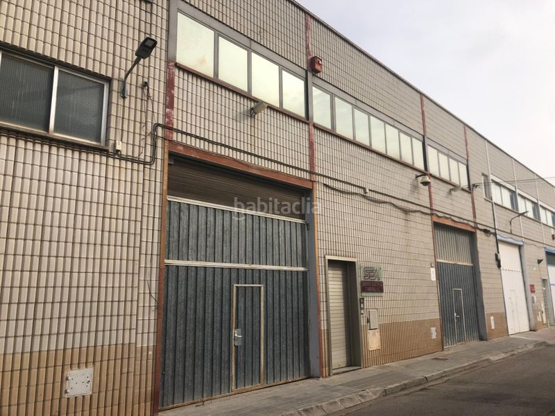 Foto c900def9-f9b6-4aee-ac90-2eabdf149d55. Nau industrial a Abrera
