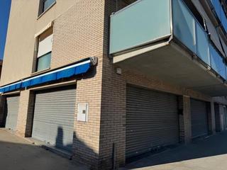 Local Comercial a Abrera. Fantastico local comercial en venta yo alquiler