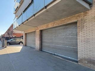 Local commercial à Abrera. Fantastico local comercial en venta yo alquiler