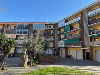 Etagenwohnung in Sant Andreu de la Barca. Piso reformado al lado del ayuntamiento