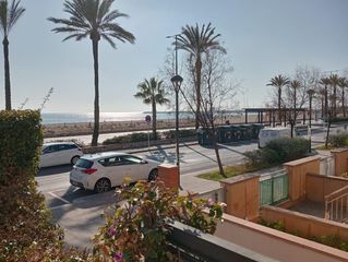 Planta baixa a Segur Platja. Precioso piso planta baja en primera linea de mar de segur de ca