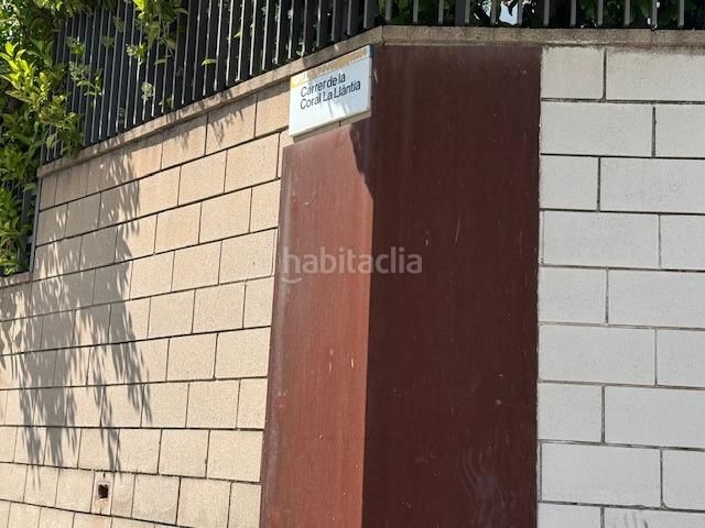 Foto 9d0b8c1f-9340-43fb-aba9-70057a473681. Posto auto in Llevant Igualada