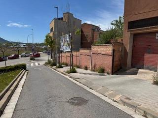 Aparcament cotxe a Llevant. Plaza de parking en venta en igualada