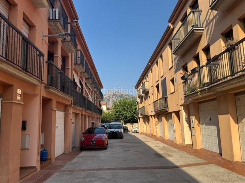 Foto b886f66f-f2ab-4bf9-bb1b-cb824b7e0961. Casa adosada preciosa casa adosada totalmente reformada en el pueblo de el bruc en Bruc (El)