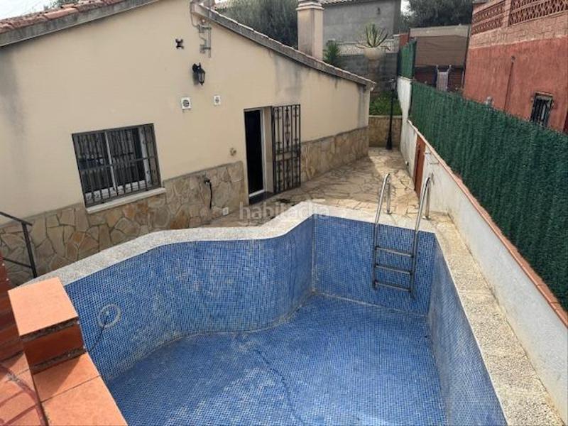Foto 0a146eee-1d59-4b66-8f37-3b9d6d238da2. Casa amb calefacció piscina a Mas d´en Gall Esparreguera