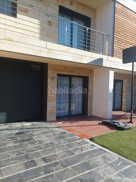 Foto 4106cc29-712a-4239-a2bb-34c9f297ae69. Casa con riscaldamento parcheggio in La plana Esparreguera