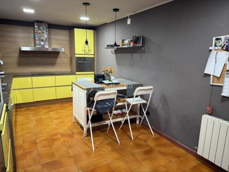 Foto d6b028a6-62a6-4331-aa41-a26f3aabc913. Casa con riscaldamento parcheggio in La plana Esparreguera