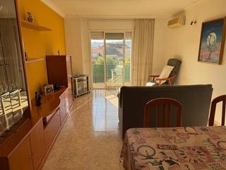 Pis a Olesa de Montserrat. Centrico piso en venta, amueblado, con plaza de parking y traste