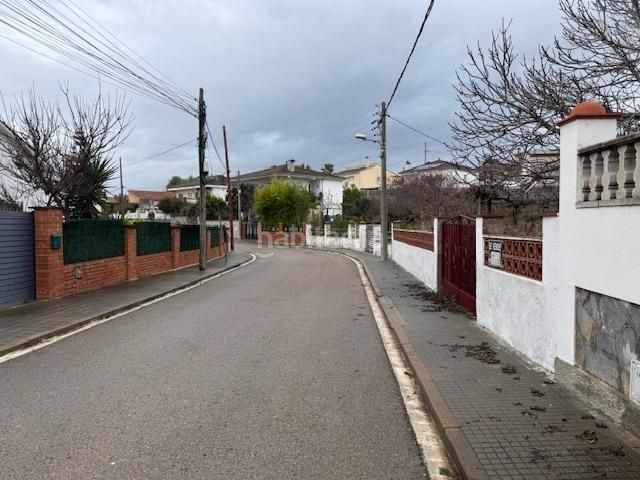 Foto 06b6fd19-28cd-42a8-a6d8-911fd49d0893. Terreny residencial a Piera