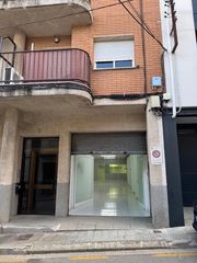 Geschäftsraum in Castellbisbal. Fantastico local comercial apto para muchos usos