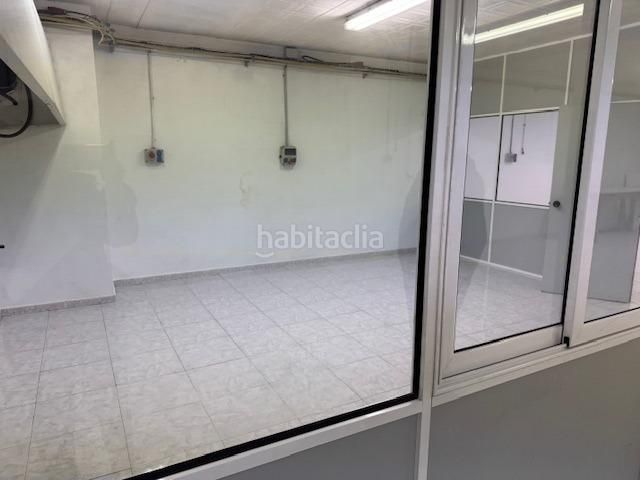 Foto 87f57d5d-6462-4c3c-b580-5fea58bb9949. Local comercial a Castellbisbal