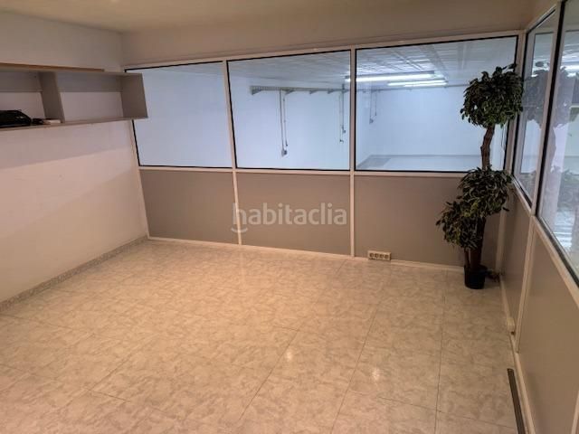 Foto a1b65fcc-0c8b-4e27-a10b-936c7171e742. Local comercial a Castellbisbal