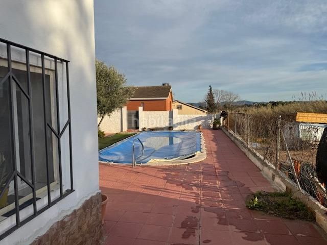 Foto d4527819-5eef-46c9-9128-31b7e313fe67. Xalet amb aparcament piscina a Piera