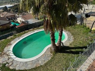 House in Abrera. Preciosa casa en venta en can villalba con piscina