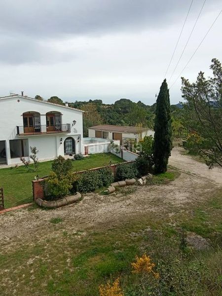 Foto 86b64349-5845-4dd0-a769-3a66627ebfbc. Xalet amb calefacció aparcament piscina a Sant Llorenç d´Hortons