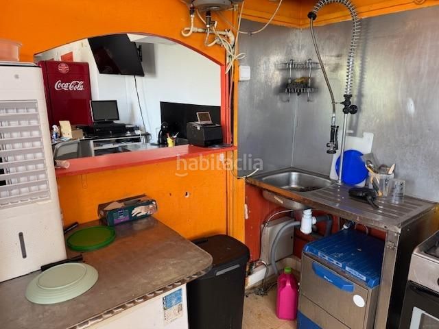 Foto 98b2c23d-c0d3-4fe2-ad29-c85073be556d. Transfer business premise in Gelida