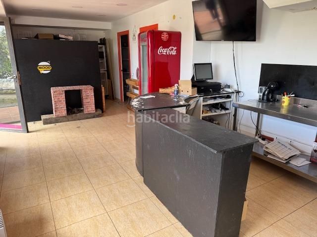 Foto a64f6bb0-902d-49d2-bcbc-5ea052bd4d33. Transfer business premise in Gelida