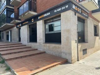 Umzug Geschäftsraum in Gelida. Traspaso local comercial buena zona gelida