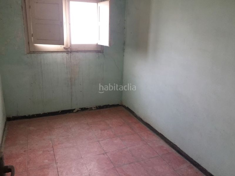 Foto 20083eb9-2be2-46cf-9961-a97551e97ddf. Masía casa para reformar centro pueblo en Nucli Urbà Esparreguera