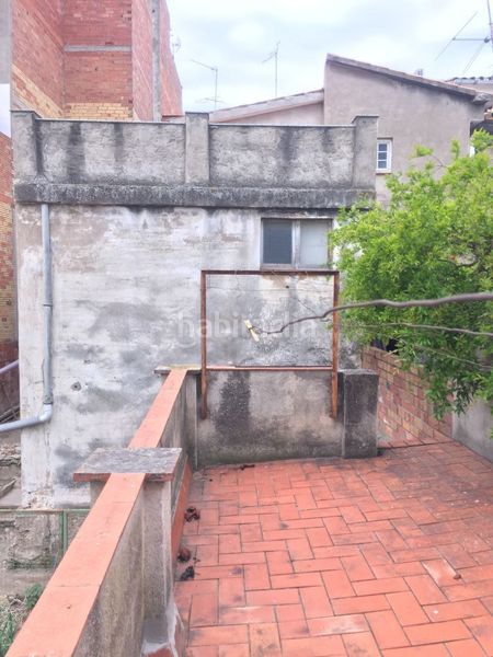Foto e124f043-2d82-469a-a073-8b4cd72c1ed2. Masía casa para reformar centro pueblo en Nucli Urbà Esparreguera