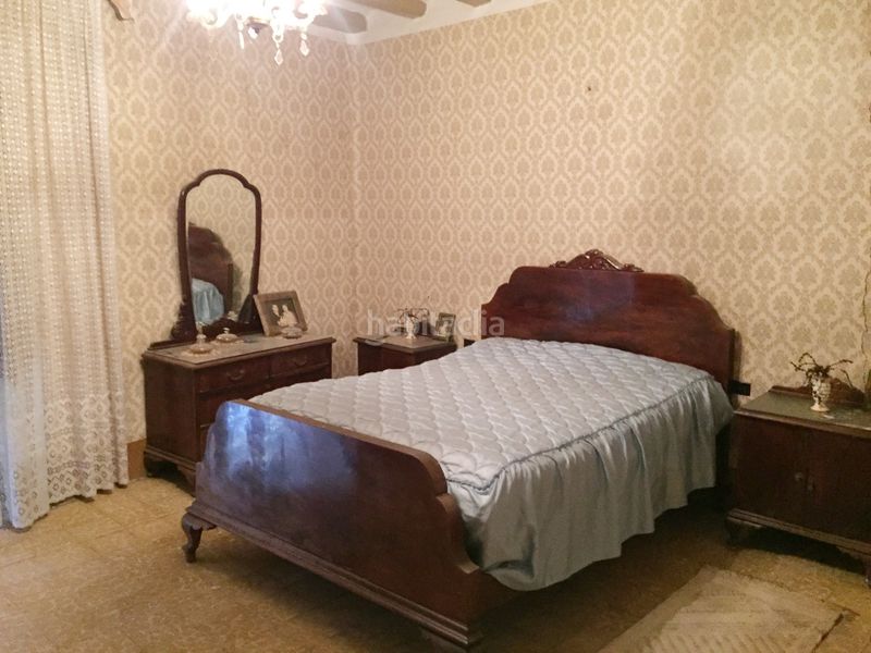 Foto d78cf76b-7c47-4372-b29a-11c77315f497. Masia a Nucli Urbà Esparreguera