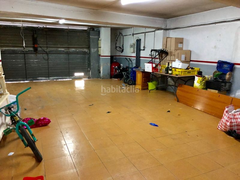 Foto 190baf86-a918-435b-ae31-b7a167e1cd38. Casa amb calefacció aparcament piscina a Martorell