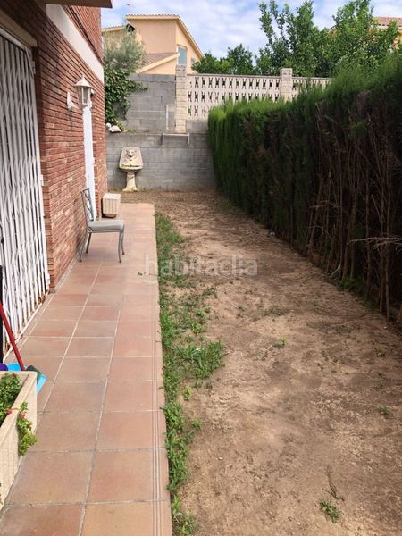 Foto b9c9985e-c7b6-4664-b0a7-32e7d81266b0. Casa amb calefacció aparcament piscina a Martorell