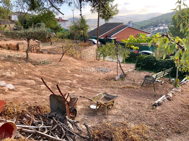 Foto ac4f3165-192f-471d-91d2-d8bf4decb086. Terreny residencial a Corbera de Llobregat