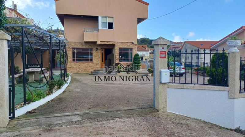 Foto b0049f5f-4740-4e4c-aae4-c8f1c9d5f061. Rent business premise in Valadares - Beade Vigo