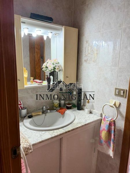 Foto b557bfaf-d9d9-4864-81a6-24df8638a83e. Casa amb calefacció aparcament a Gondomar