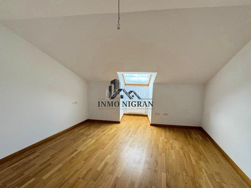 Foto 3bee341e-8166-4103-9064-01d8e1f7f5d5. Zweistöckige wohnung mit heizung parking in Xinzo de Limia