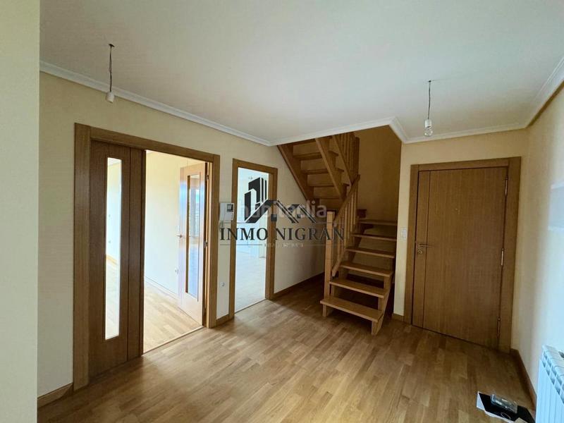 Foto c1b8a786-ed93-447b-96d6-723309d71712. Zweistöckige wohnung mit heizung parking in Xinzo de Limia