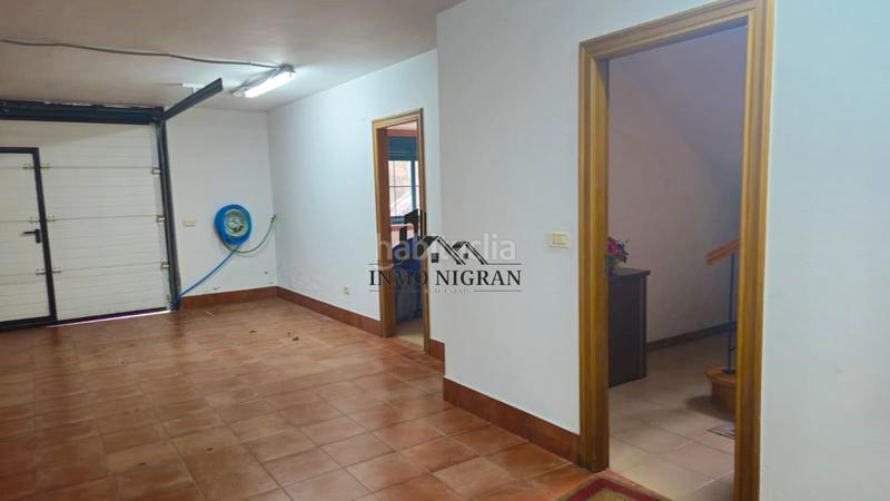 Foto f034367d-d079-4f1d-9340-3eb117668a3d. Haus mit heizung parking in Moaña