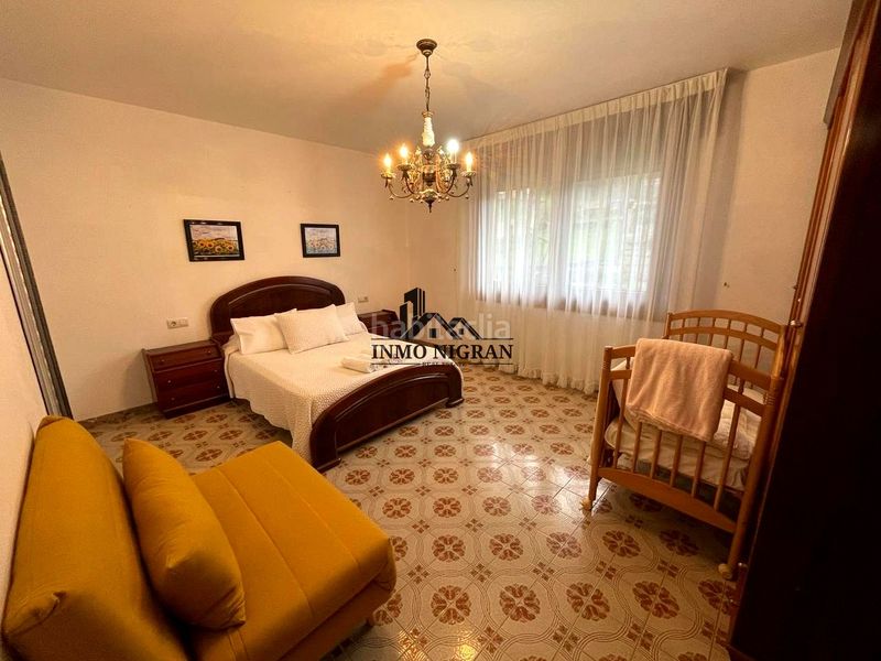 Foto bd91ccc6-6699-47a7-bac3-75d03231e7dd. Lloguer casa amb piscina a Baiona