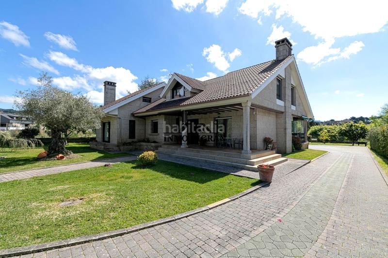 Foto f3379b63-edc7-4b4f-86cf-617718d574fd. Maison dans Nigrán centro Nigrán