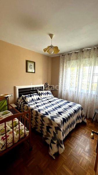 Foto 16b6a7cb-a263-4b9e-b62a-19d64de67b17. Location maison avec parking dans Baiona