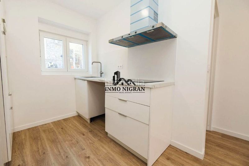 Foto ffaadee9-f299-455b-af5f-027c983f32e7. Planta baixa a Baiona