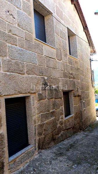 Foto 2fb7d30e-b867-48fb-a966-36e2b952b9d6. Casa adossada a San Rosendo Ourense