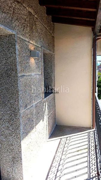 Foto e155bf1b-e779-40a2-b96b-193671640164. Casa adossada a San Rosendo Ourense
